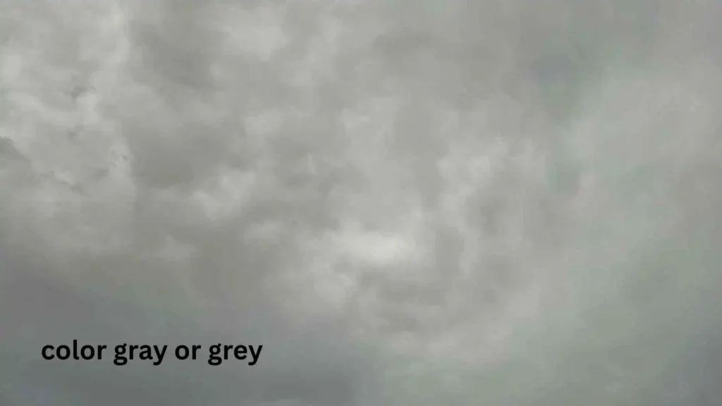 color gray or grey